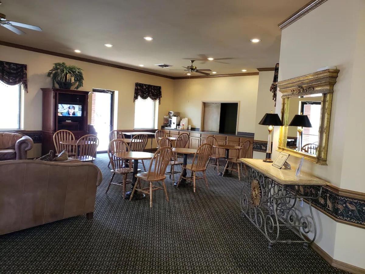 Hot Springs Village Inn Luaran gambar
